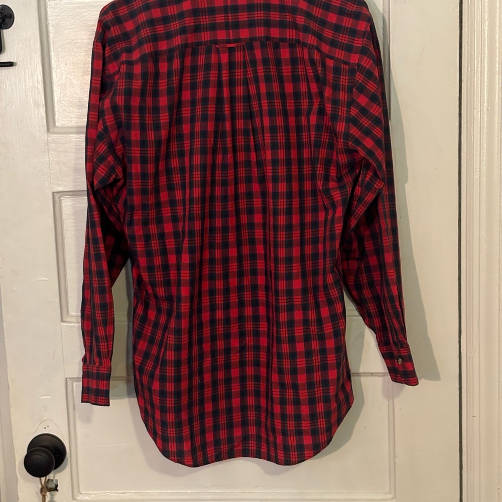 Button up - Picture 3 of 3